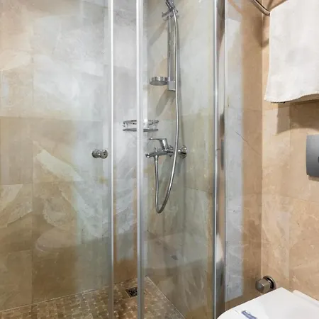 Aparthotel 6 Galata 4*
