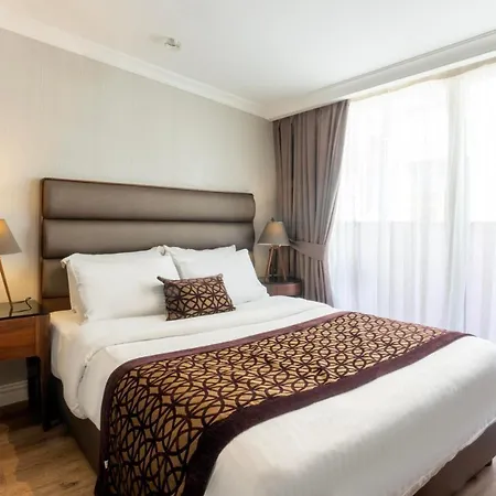 6 Galata Apartmanhotel 4*