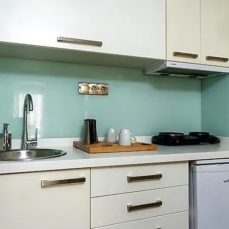 Apartmanhotel 6 Galata 4*
