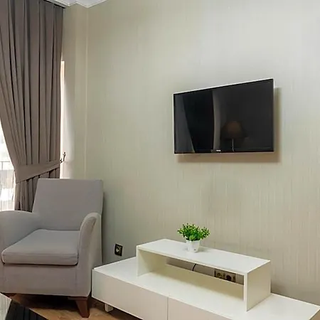 6 Galata Apartmanhotel 4*